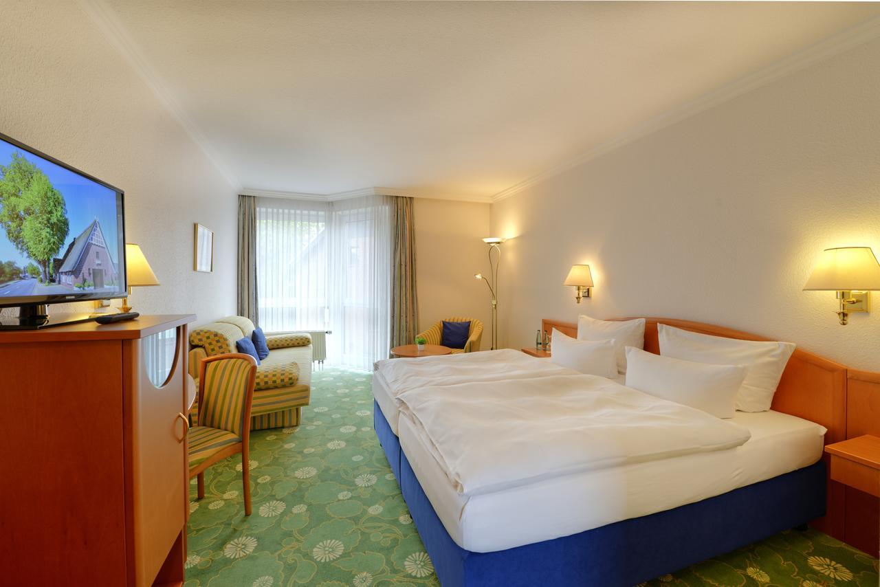 Landhotel Zur Eiche 북스테후데 외부 사진